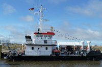 Am Tag der Taufe: Die "Utlandshörn" im Hafen von Greetsiel