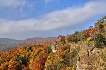 V69 "Uhu-Brutplätze im Weserbergland"