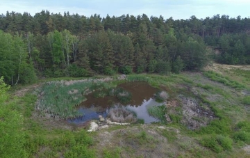 Luftbild einer Sandgrube - Lebensraum für den Kammmolch