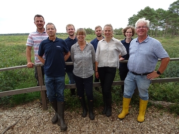 Mitglieder des Projektteams von links nach rechts: Marcel Hollenbach (Region Hannover), Jens Fahning, Aaron Schad, Susanne Brosch (Projektmanagement), Dennis Stieck, Anne Schwob, Johanna Brand und Reinhard Nietfeld, alle NLWKN.