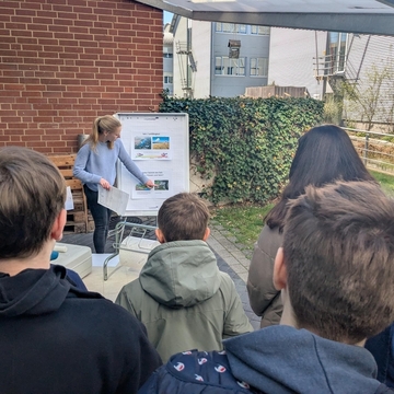 Beim Vortrag zum Thema Hochwasser und Klimawandel am Standort Hildesheim (Foto: NLWKN).