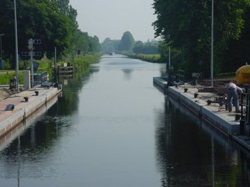 Neue Schleusenkammer mit Blick in Richtung Aurich