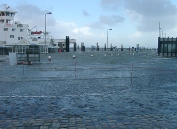 Norddeich-Mole am 9. November