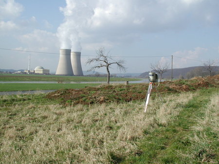 InSitu Gamma Messung vor dem Kernkraftwerk Grohnde.