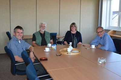 von links: Heinrich Pegel und Peter Pauschert von der Naturschutzstation Ems, Rosemarie Gortheil und Thorsten Kuchta vom Amt für regionale Landesentwicklung in Oldenburg