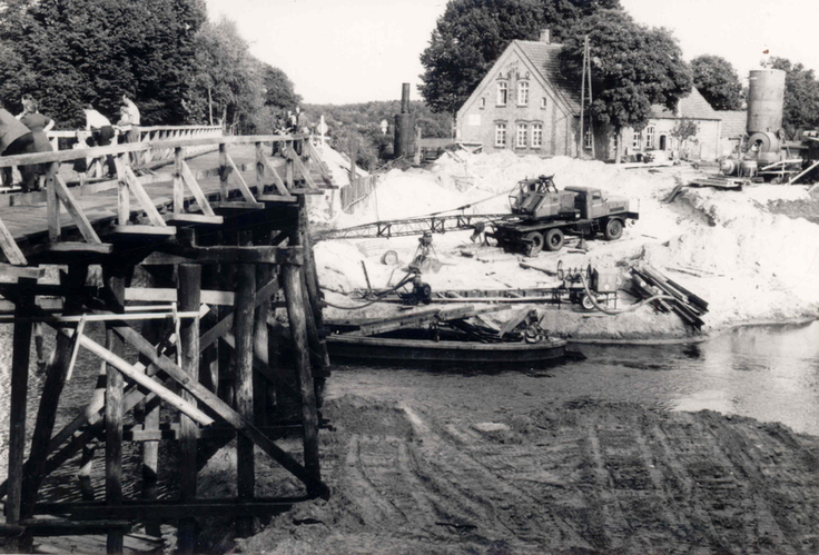 Bau der Hasebrücke Bokeloh 1959.