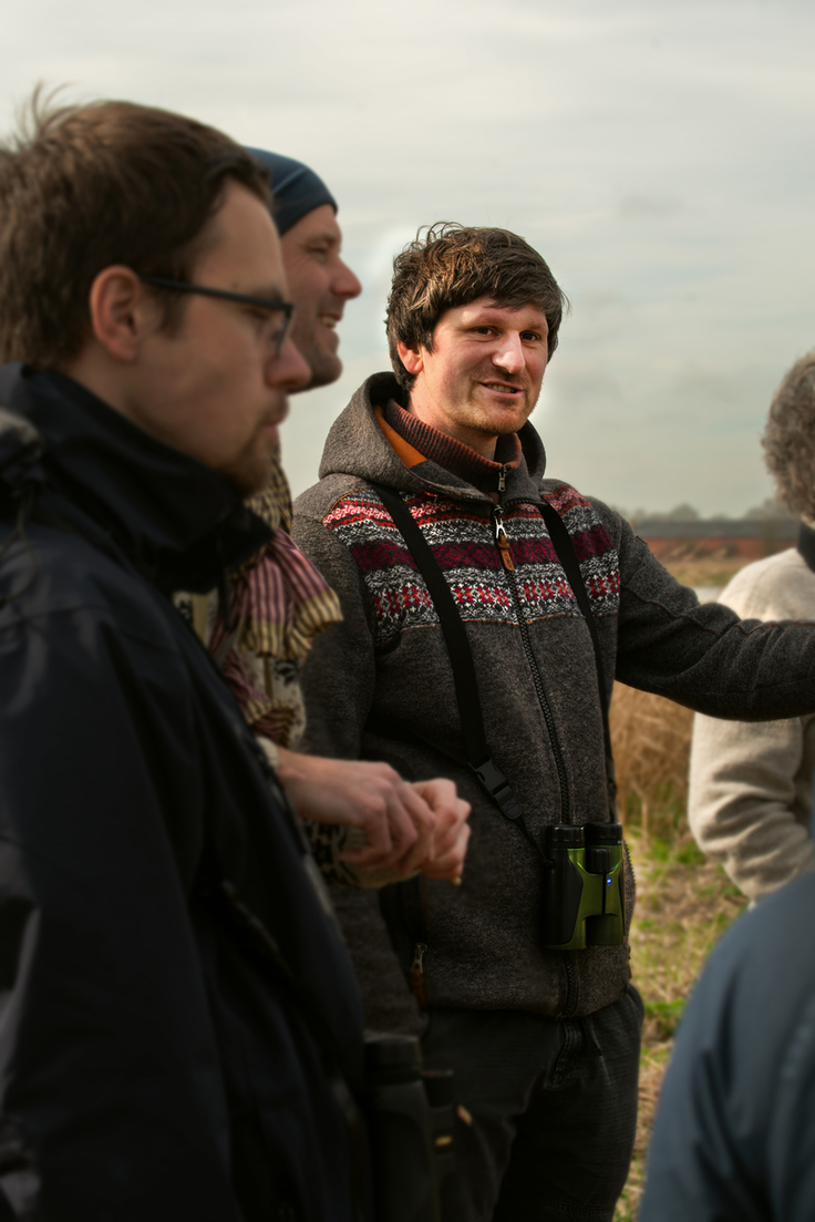 Joachim Schwane ist Gebietsbetreuer der Staatlichen Vogelschutzwarte des NLWKN in Nordwest-Niedersachsen. (Foto: Janina Ahrendt-Hitzegrad, NLWKN)