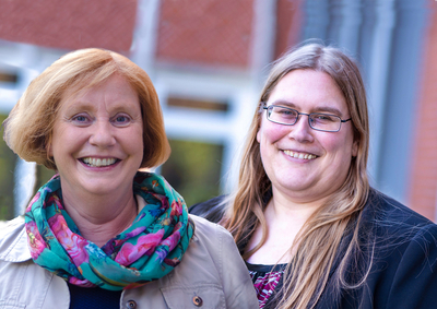 Portraitbild von Franzis Kathe (links) und Sabrina Lorenz