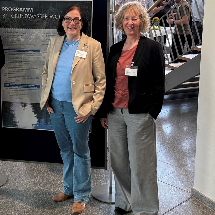 NLWKN-Direktorin Anne Rickmeyer und Uta Schöneberg, Niedersächsisches Ministerium für Umwelt, Energie und Klimaschutz, auf dem Grundwasser-Workshop des NLWKN in Vechta.